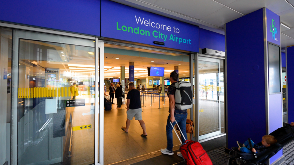 Travel Guide To London, England International Airport Arriving In London, England travelanycountry