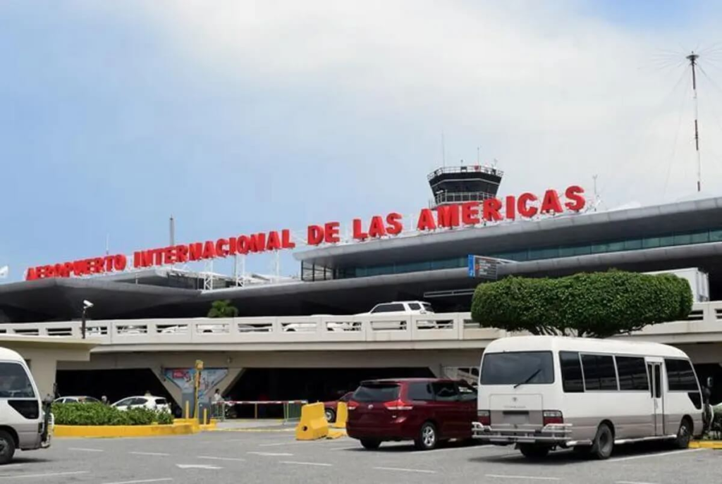 Travel Guide To Santo Domingo, Dominican Republic International Airport Arriving In Santo Domingo, Dominican Republic travelanycountry