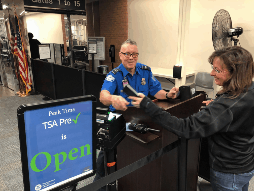 Travel Guide To Allentown, Pennsylvania Airport Arriving In Allentown, Pennsylvania Travel Tips travelanycountry