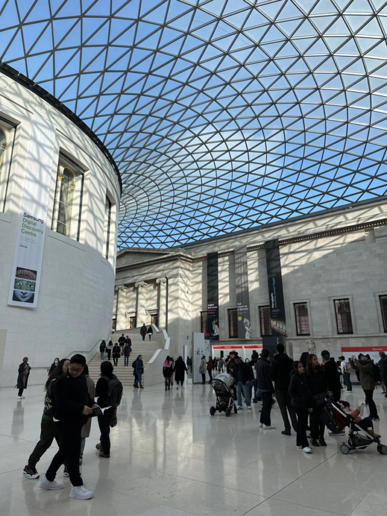 How To Spend 2 Days In London, England Travel Itinerary Arriving At The International Airport, Short History, 10 Things To Do travelanycountry