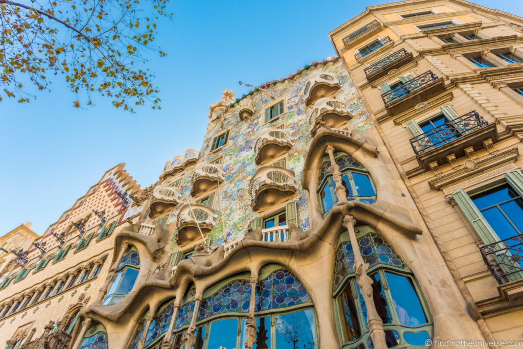 How To Spend 2 Days In Barcelona, Spain Travel Itinerary Arriving At The International Airport, Short History, 10 Things To Do travelanycountry